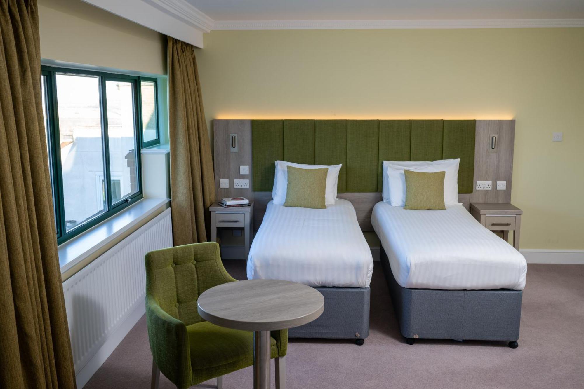 Hellidon Lakes Hotel Daventry Eksteriør bilde